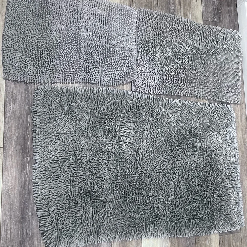 Gray Shaggy Bath Mat Set